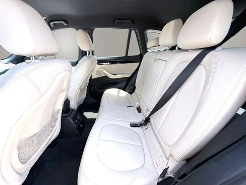 Used 2018 BMW X1 sDrive28i FWD image 12