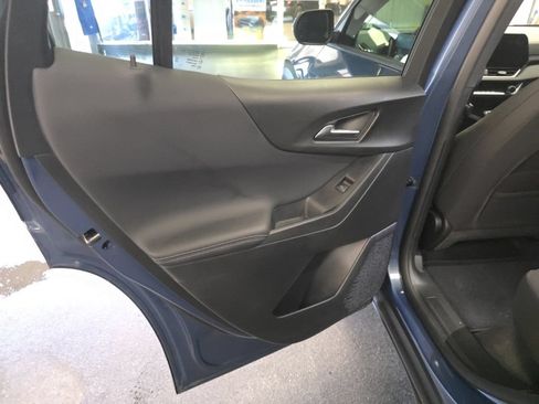 Used 2026 Chevrolet Equinox LT AWD/4WD image 24