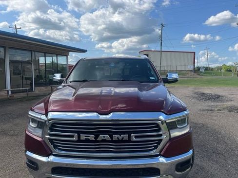 Used 2023 RAM 1500 Laramie AWD/4WD image 3