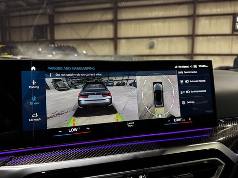 Used 2024 BMW M3 Competition w/ M Carbon Exterior Package image 40