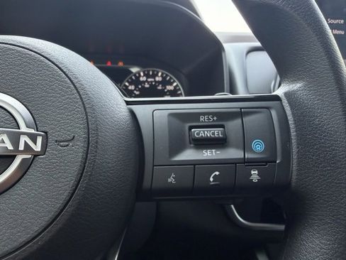 Certified 2023 Nissan Rogue SV image 19