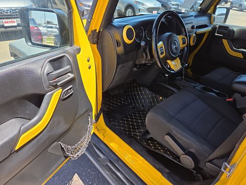 Used 2011 Jeep Wrangler Unlimited Sport AWD/4WD image 10