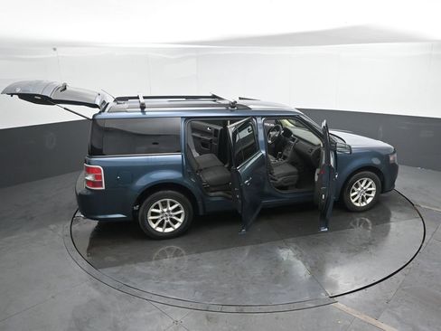 Used 2016 Ford Flex SE image 45