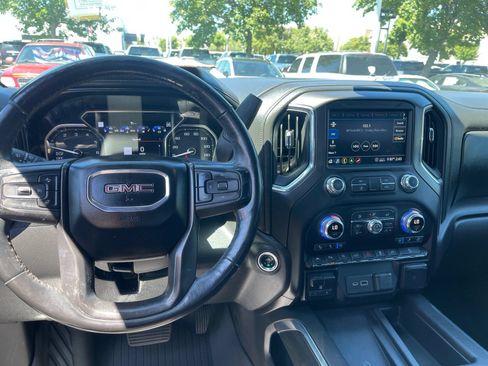 Used 2020 GMC Sierra 1500 AT4 w/ Off-Road Performance Package AWD/4WD image 7