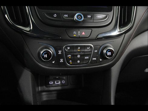 Certified 2023 Chevrolet Equinox RS FWD image 15