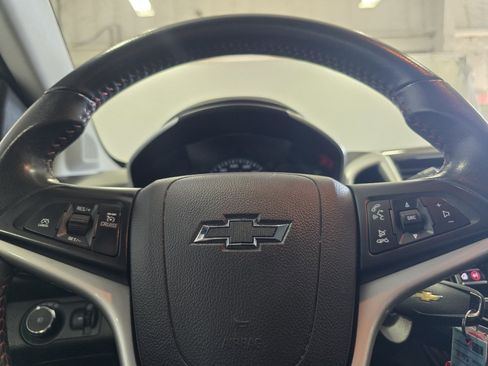 Used 2020 Chevrolet Sonic LT FWD image 23