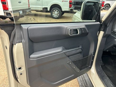 New 2026 Ford Bronco Outer Banks AWD/4WD image 17
