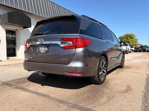 Used 2018 Honda Odyssey Elite image 7