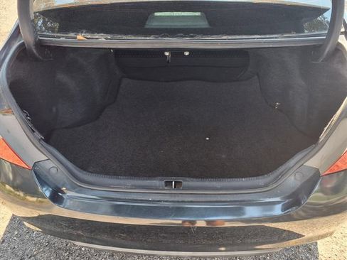 Used 2017 Toyota Camry SE FWD image 10