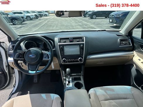 Used 2018 Subaru Outback 2.5i Premium AWD/4WD image 13