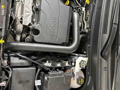 Used 2024 Chevrolet Equinox LT AWD/4WD image 27