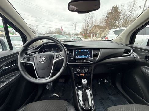 Used 2018 Buick Encore Sport Touring image 21