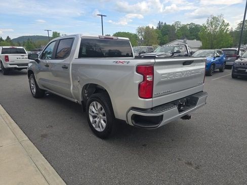 Used 2022 Chevrolet Silverado 1500 Custom AWD/4WD image 4