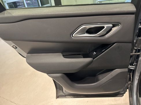 Used 2024 Land Rover Range Rover Velar Dynamic SE image 29