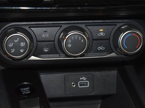 Certified 2025 Nissan Kicks S AWD/4WD image 18