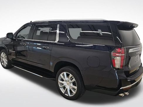 Used 2021 Chevrolet Suburban High Country AWD/4WD image 7