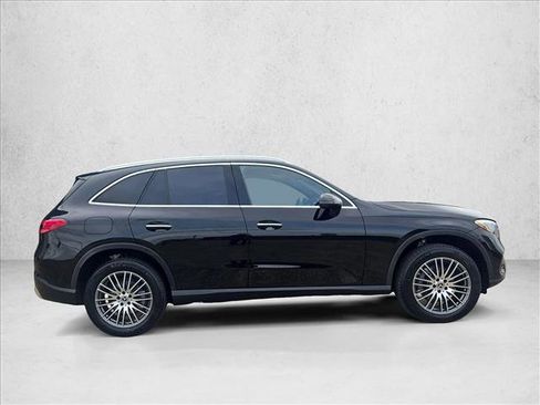 Certified 2026 Mercedes-Benz GLC 300 image 4
