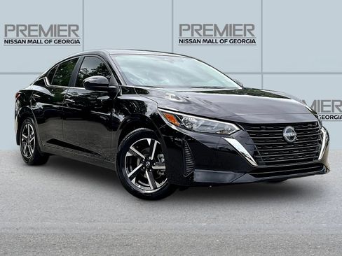 Certified 2025 Nissan Sentra SV FWD image 3