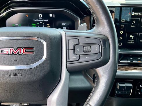 Used 2022 GMC Sierra 1500 Elevation w/ Elevation Premium Package AWD/4WD image 25