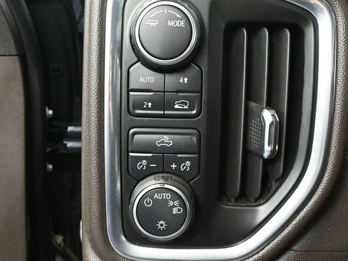 Used 2021 Chevrolet Silverado 1500 LT w/ Convenience Package II image 36