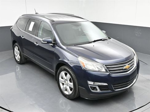 Used 2017 Chevrolet Traverse LT w/ Style and Technology Package AWD/4WD image 21