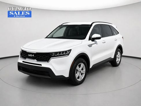 Used 2022 Kia Sorento LX AWD/4WD image 3