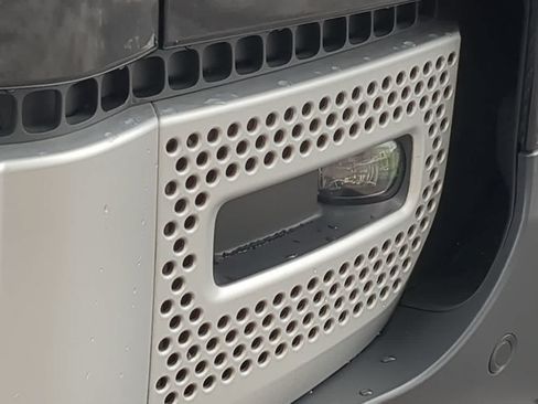 Certified 2025 Land Rover Defender 110 S AWD/4WD image 11