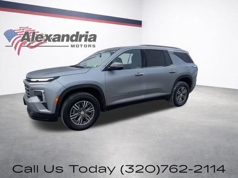 Certified 2024 Chevrolet Traverse LT image 5