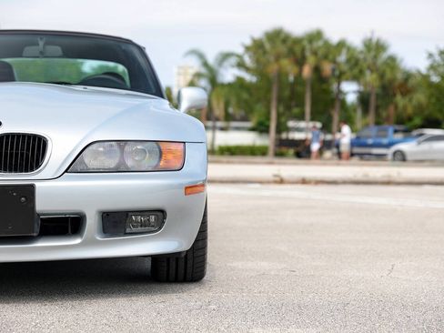 Used 1996 BMW Z3 1.9 RWD image 12