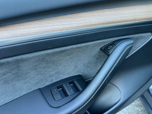 Used 2023 Tesla Model 3 Standard Range RWD image 41
