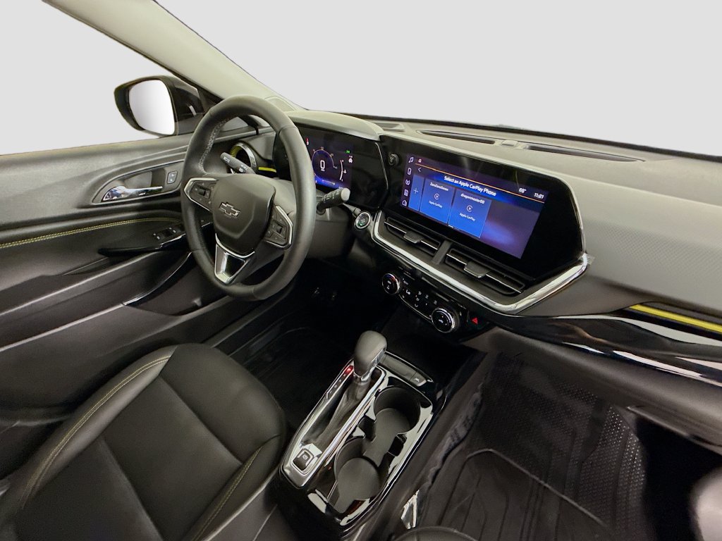 Used 2025 Chevrolet Trax ACTIV w/ Driver Confidence Package FWD image 35