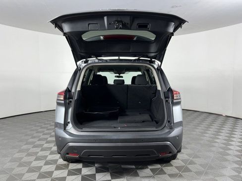 Used 2021 Nissan Rogue S FWD image 40