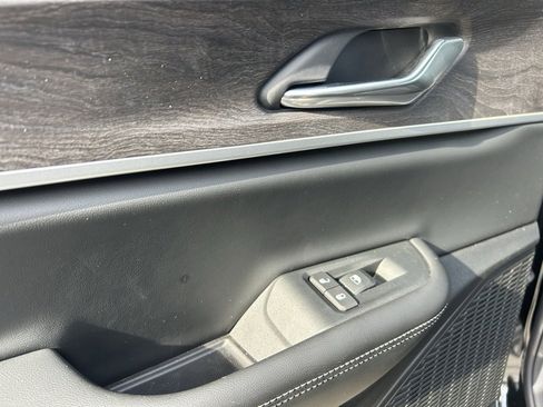 New 2025 Jeep Grand Cherokee L Limited image 27