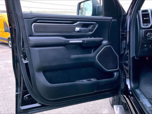 Used 2020 RAM 1500 Laramie w/ Sport Appearance Package image 17