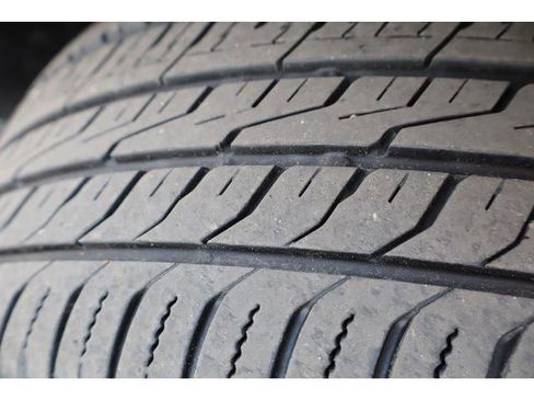 Used 2012 Chrysler 300 image 13