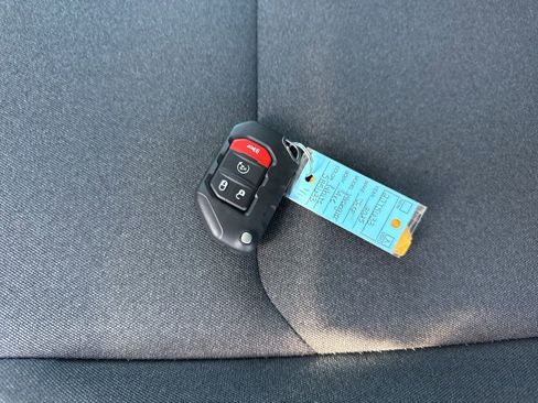 Used 2025 Jeep Wrangler Unlimited Sahara image 37