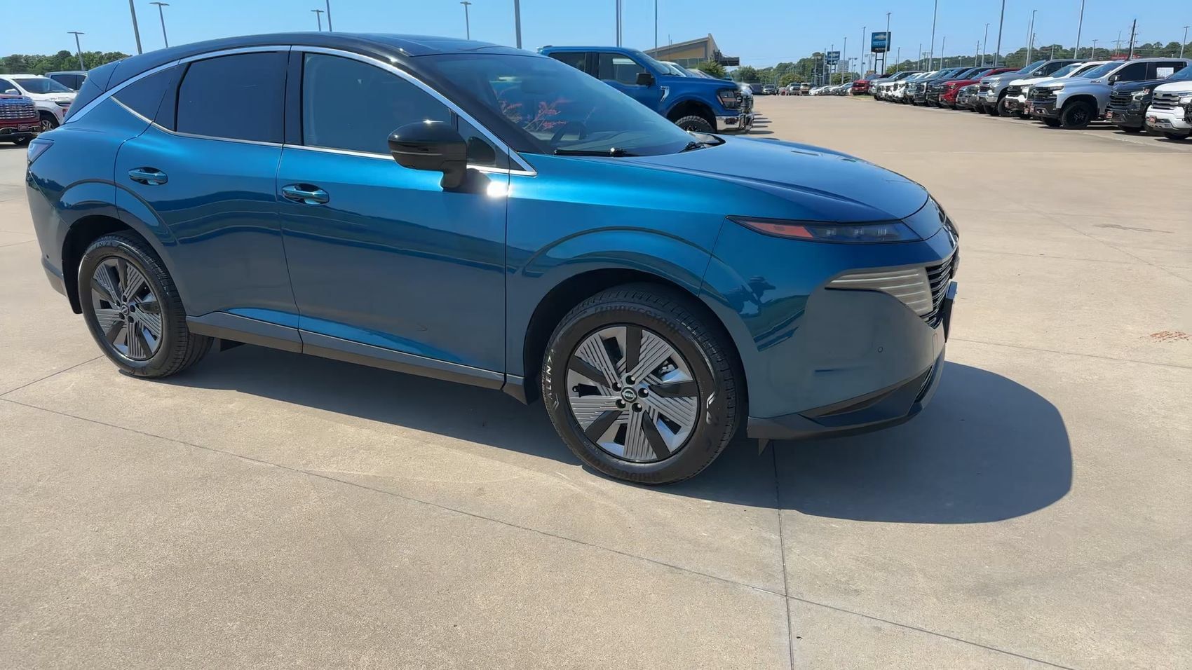 Used 2025 Nissan Murano SL AWD/4WD image 3