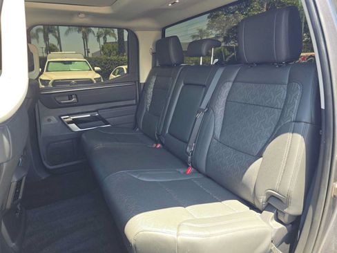 Used 2024 Toyota Tundra Limited AWD/4WD image 19