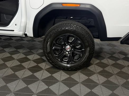 Used 2024 GMC Canyon Elevation w/ Convenience Package RWD image 14