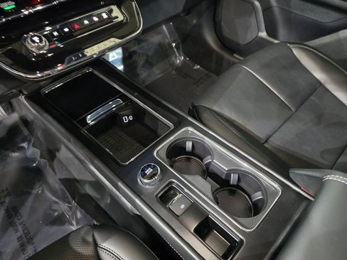 New 2026 Lincoln Corsair Reserve image 31