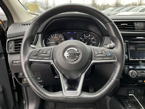 Used 2019 Nissan Rogue Sport SV w/ Technology Package image 13