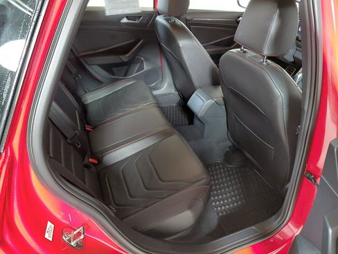 Used 2021 Volkswagen Jetta GLI Autobahn image 16