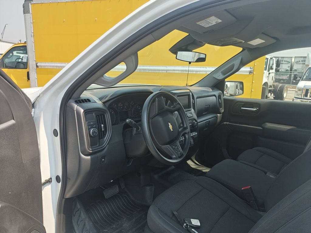 Used 2025 Chevrolet Silverado 1500 W/T RWD image 9