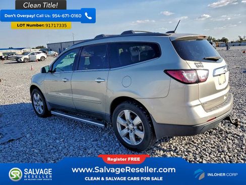 Used 2016 Chevrolet Traverse LT w/ Style and Technology Package image 3