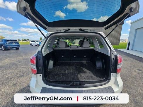 Used 2016 Subaru Forester 2.5i Premium w/ Popular Package #1 AWD/4WD image 10