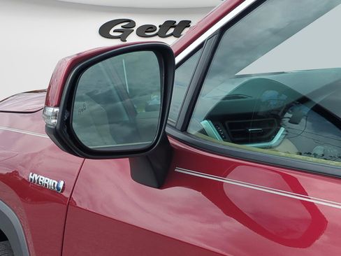 Used 2021 Toyota RAV4 Limited AWD/4WD image 29