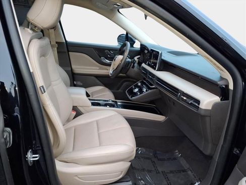 Used 2022 Lincoln Corsair Grand Touring image 15