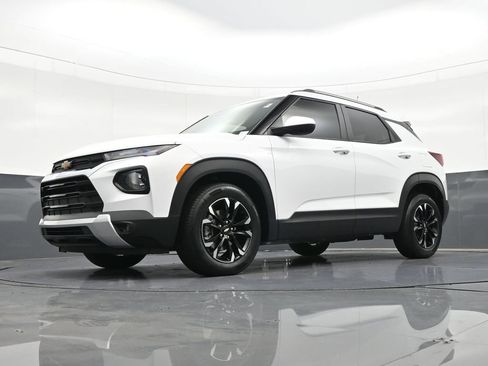 Used 2023 Chevrolet TrailBlazer LT image 23