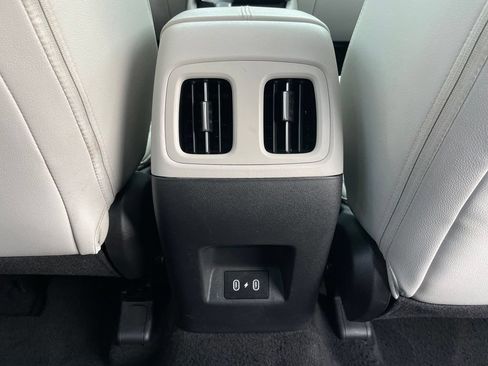 Used 2025 Hyundai Tucson SEL FWD image 35