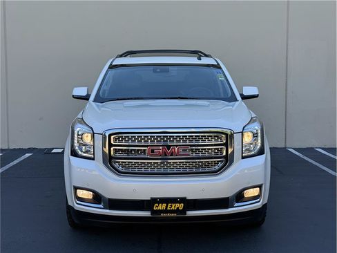 Used 2015 GMC Yukon XL SLT w/ Open Road Package AWD/4WD image 3